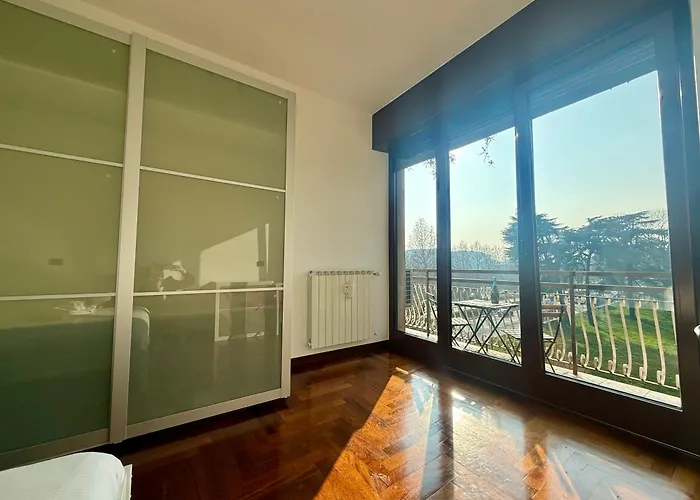 Apartment Bocconi Park View Near Prada